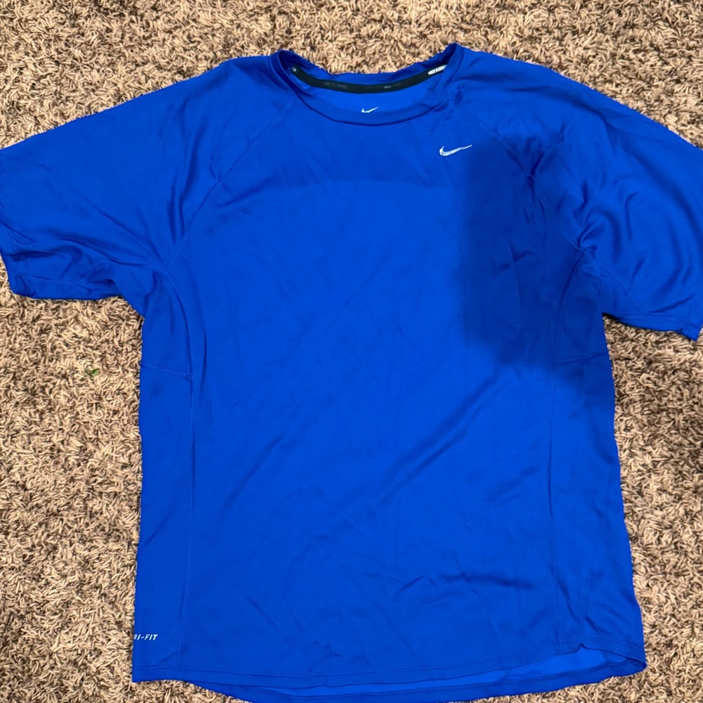 Nike Dri-Fit Mens Large T-Shirt